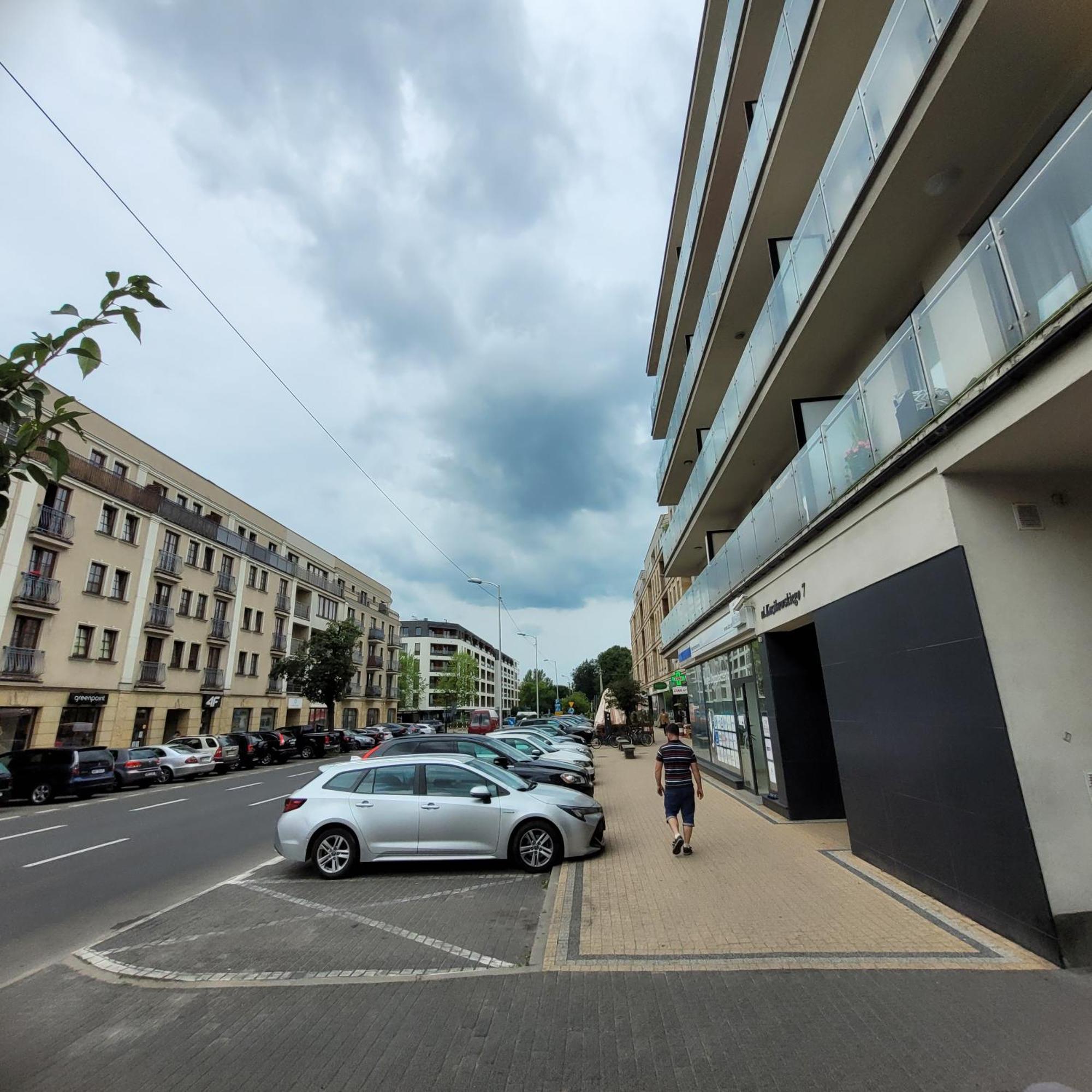 Oskar Apartament Centrum Pkp Mińsk Mazowiecki Extérieur photo