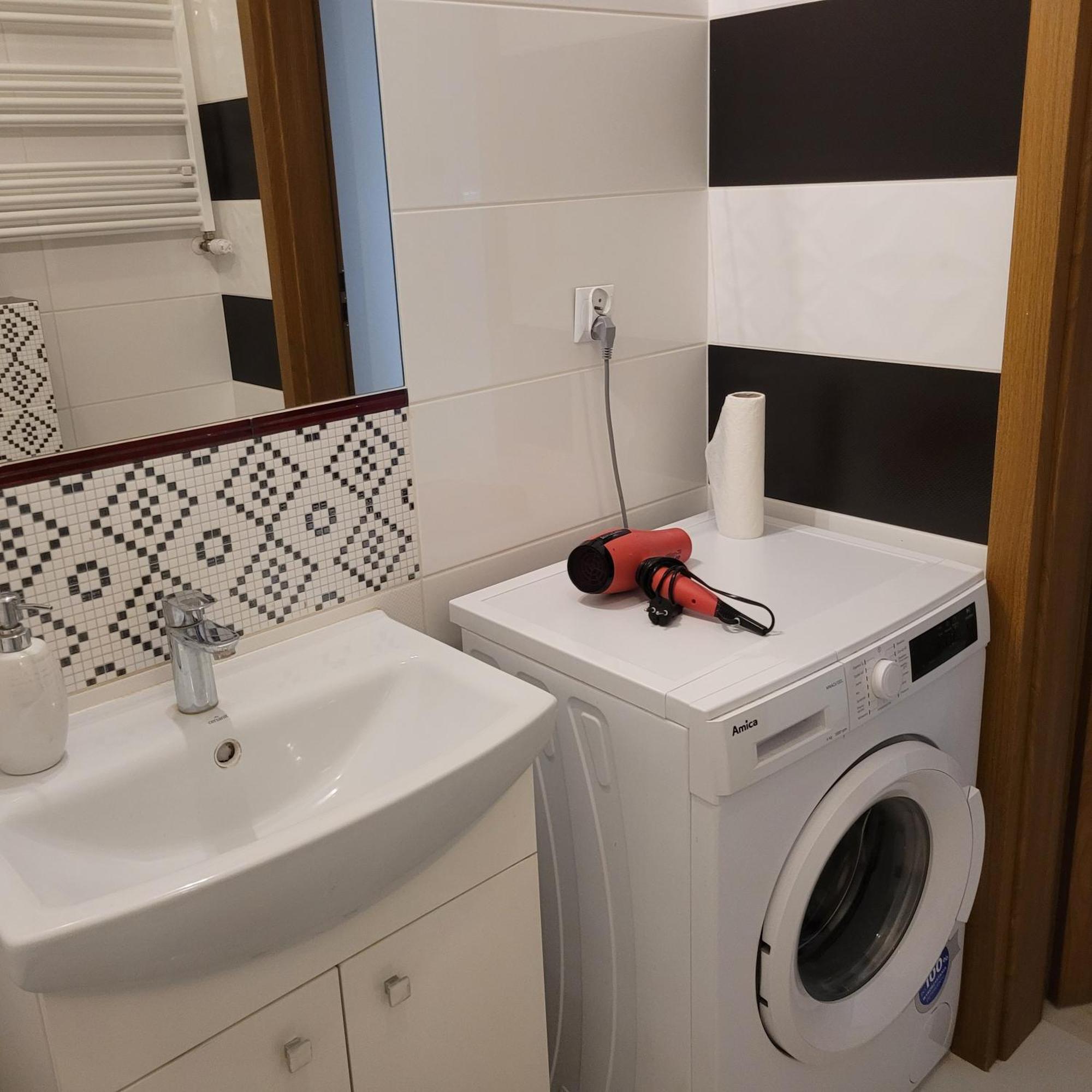 Oskar Apartament Centrum Pkp Mińsk Mazowiecki Extérieur photo